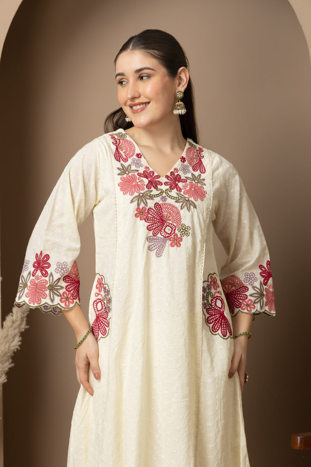 Ivory Floral Embroidered Kurta & Pant Set