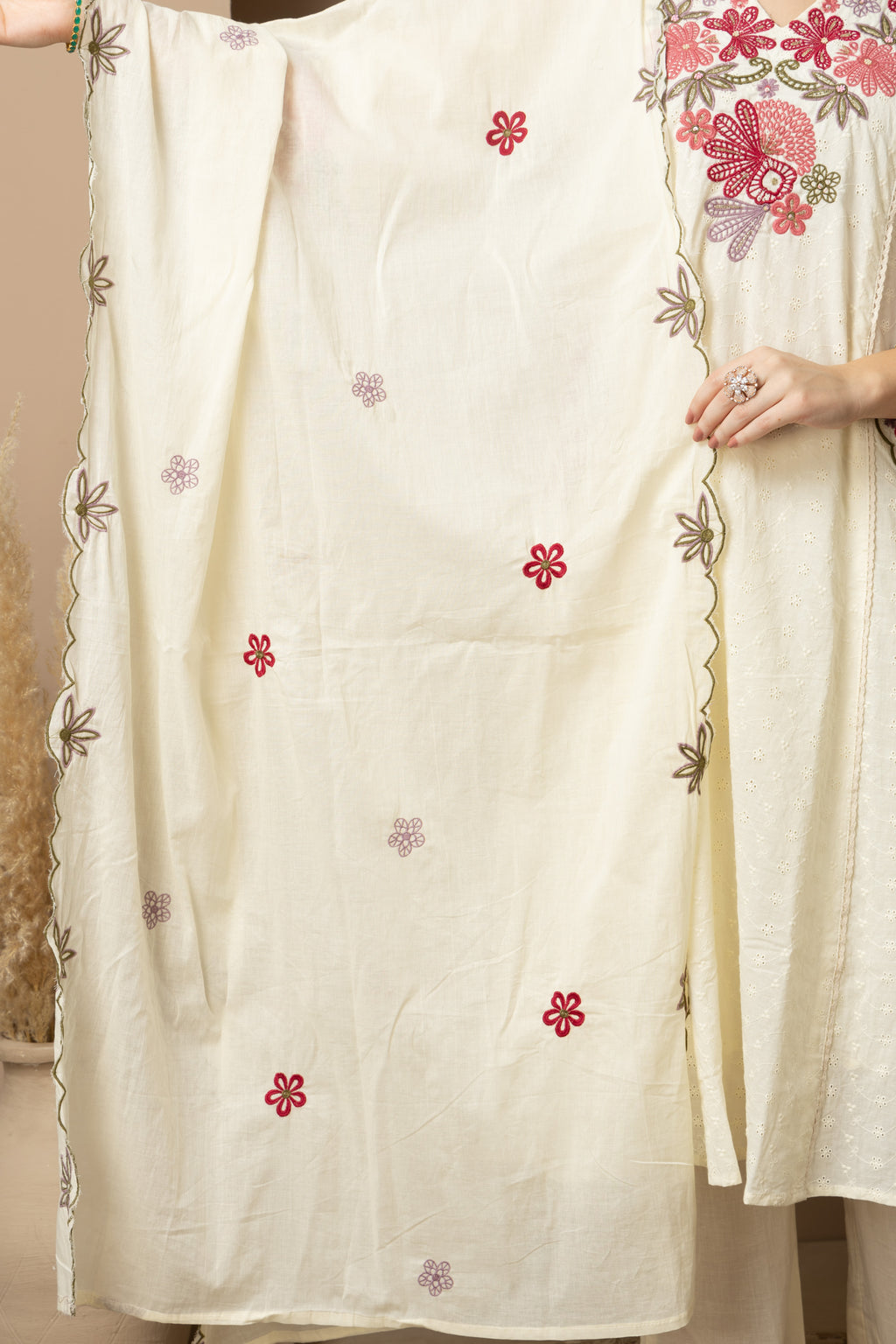 Ivory Floral Embroidered Kurta & Pant Set