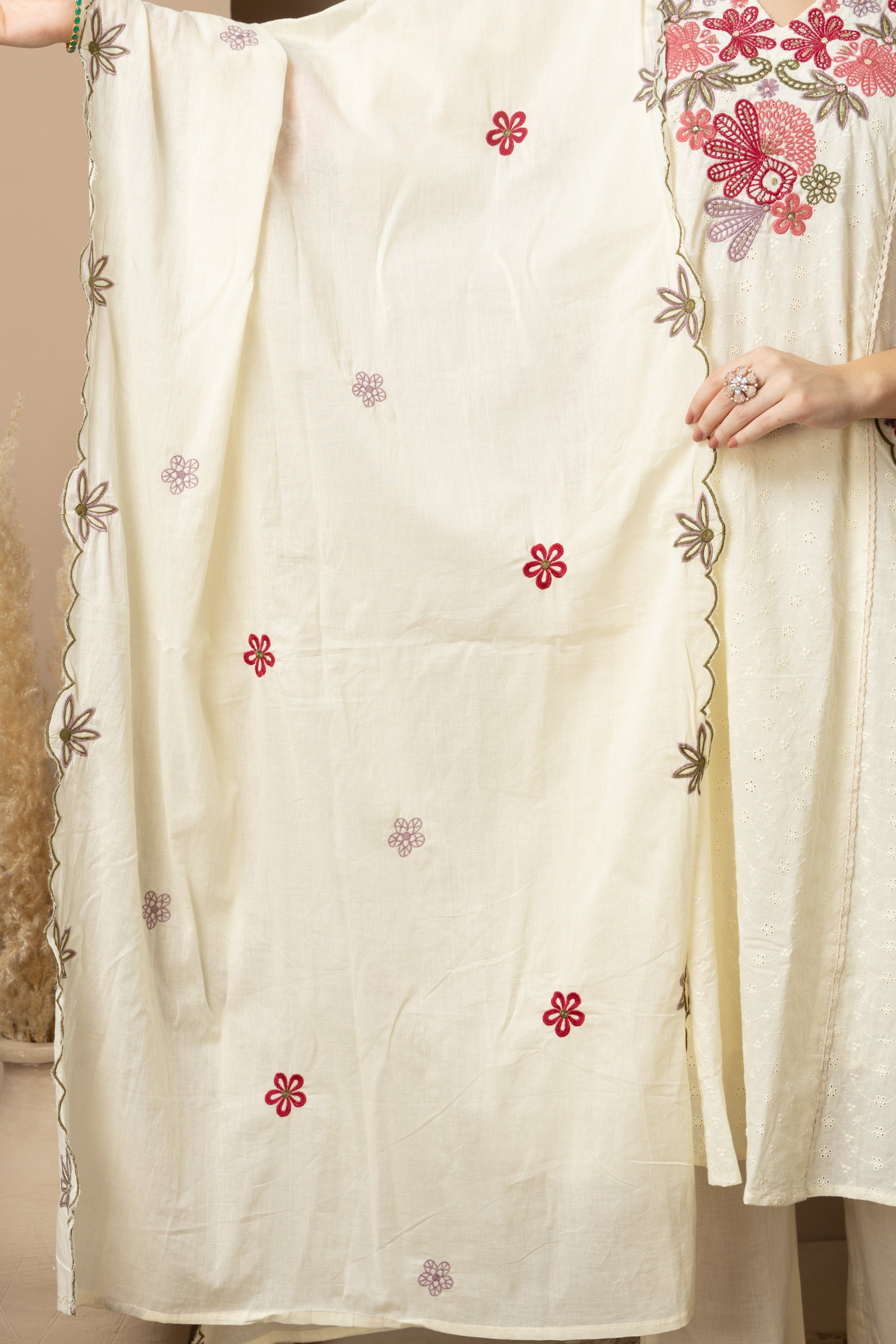Ivory Floral Embroidered Kurta & Pant Set