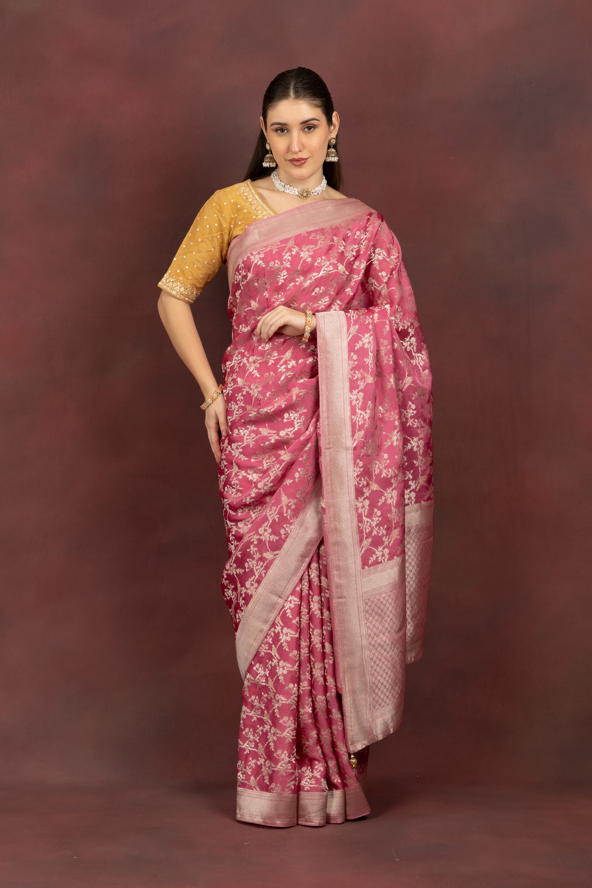 Women's Pink Floral Saree