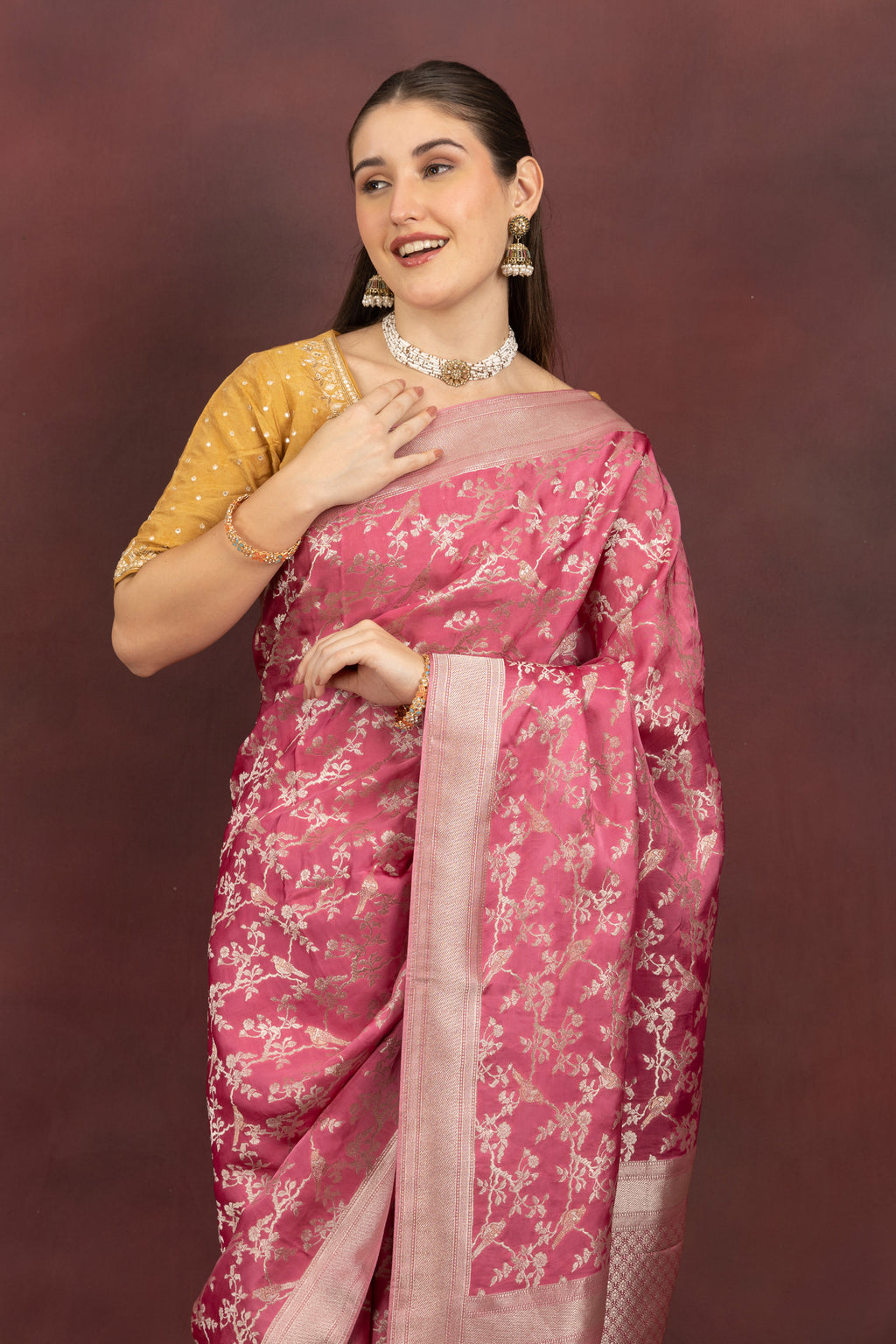 Women's Pink Floral Saree