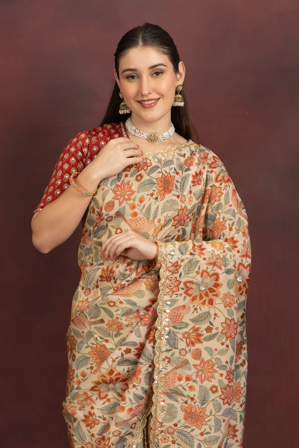 Women's Beige Floral Printed Saree