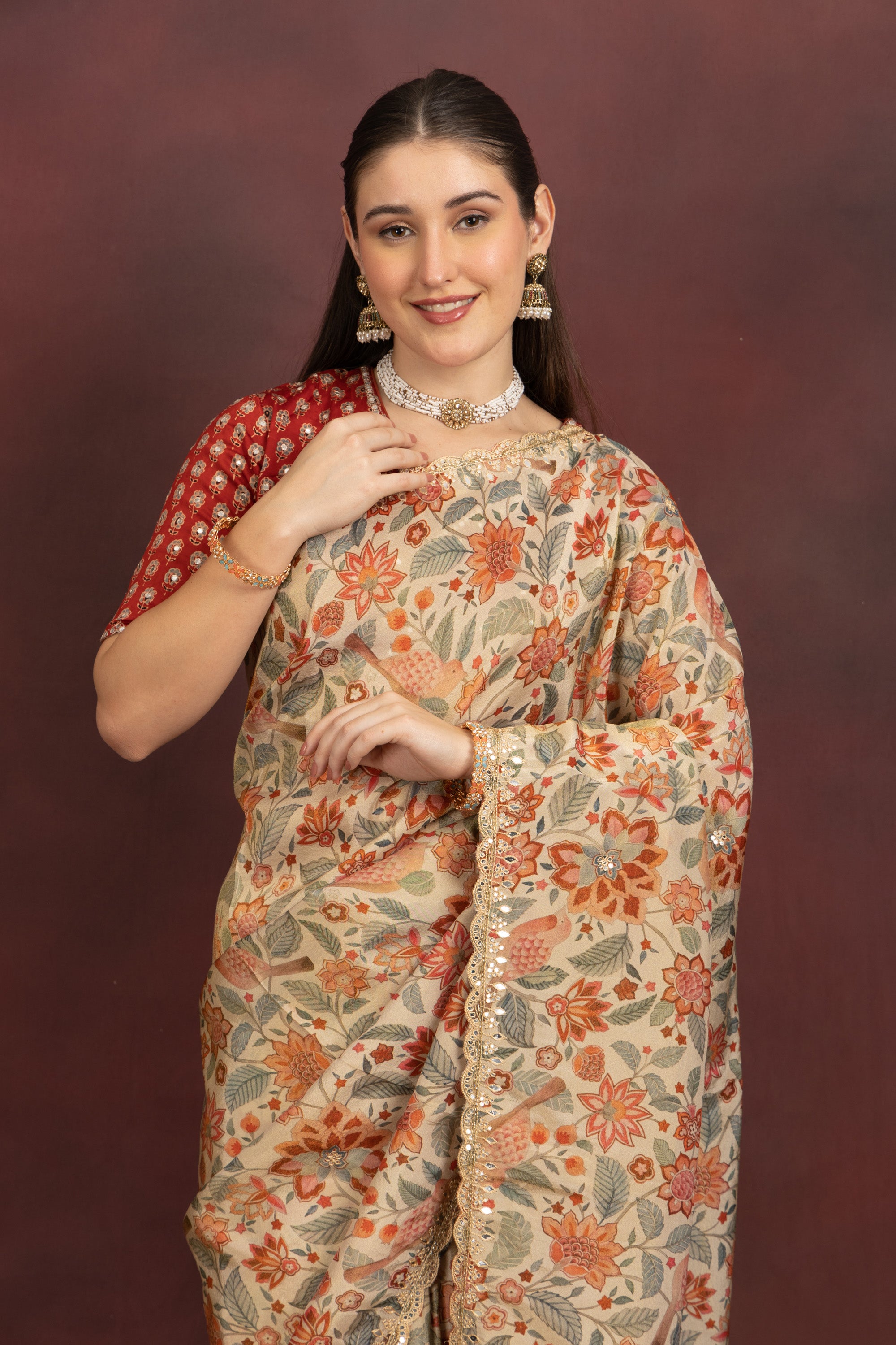 Women's Beige Floral Printed Saree