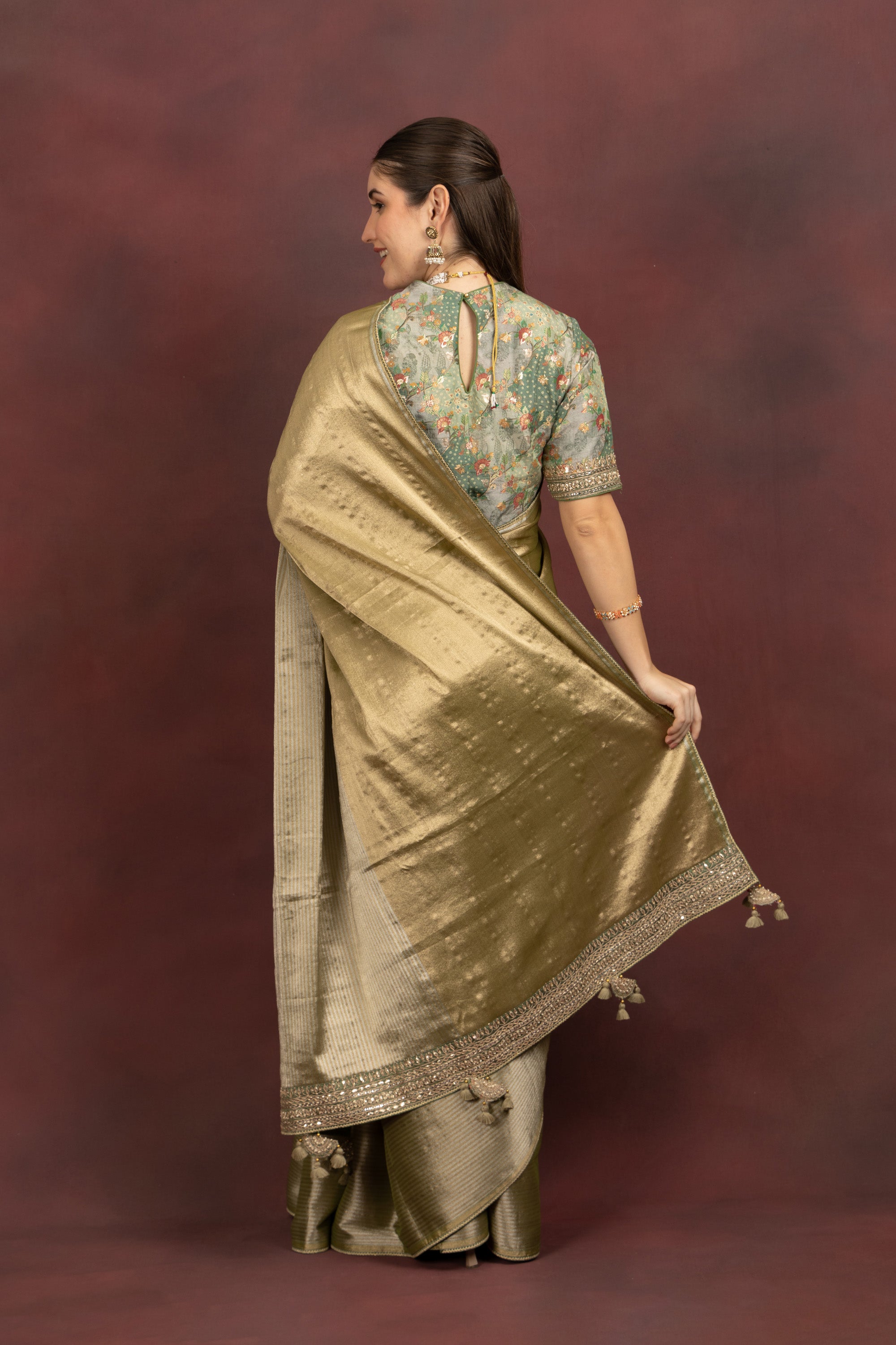 Women's Olive Green Silk Blend Saree