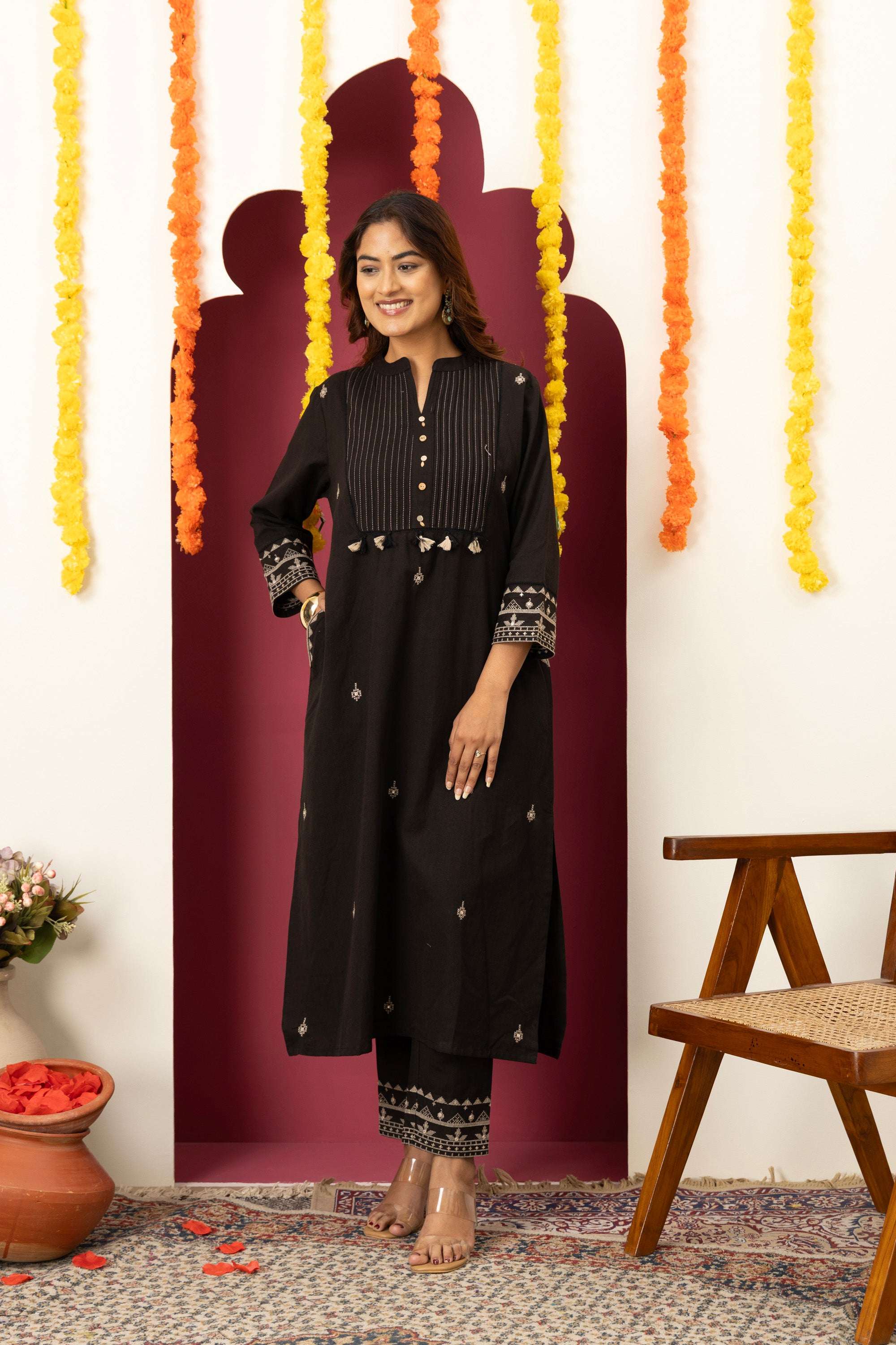 Black Threadwork Suit Set