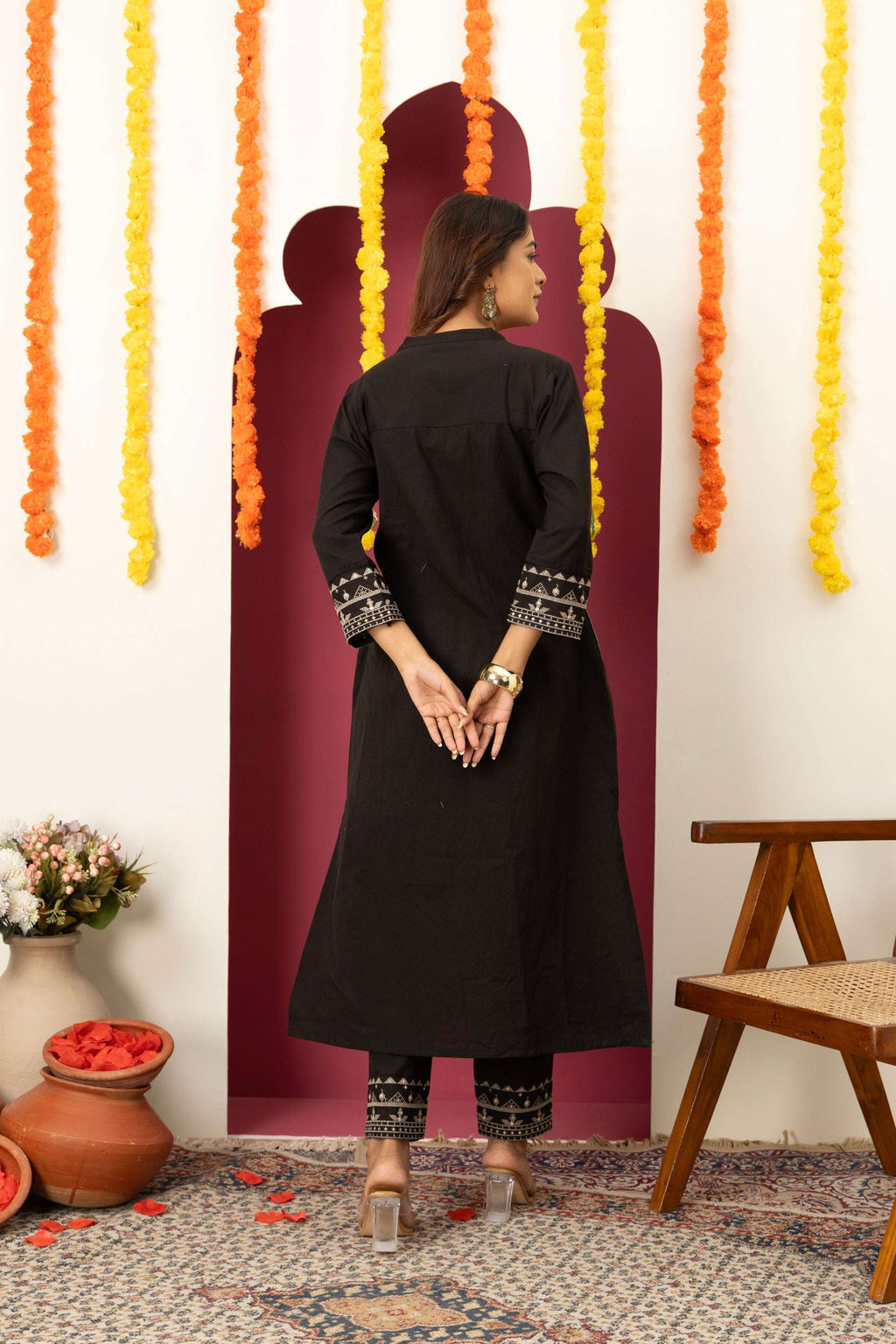 Black Threadwork Suit Set