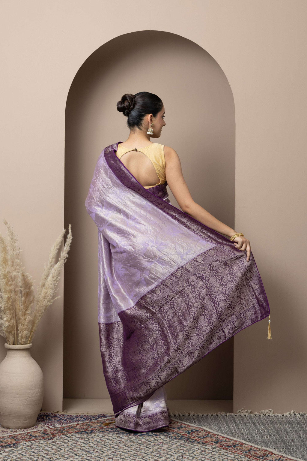 Lavender Saree with Deep Purple Zari Accents