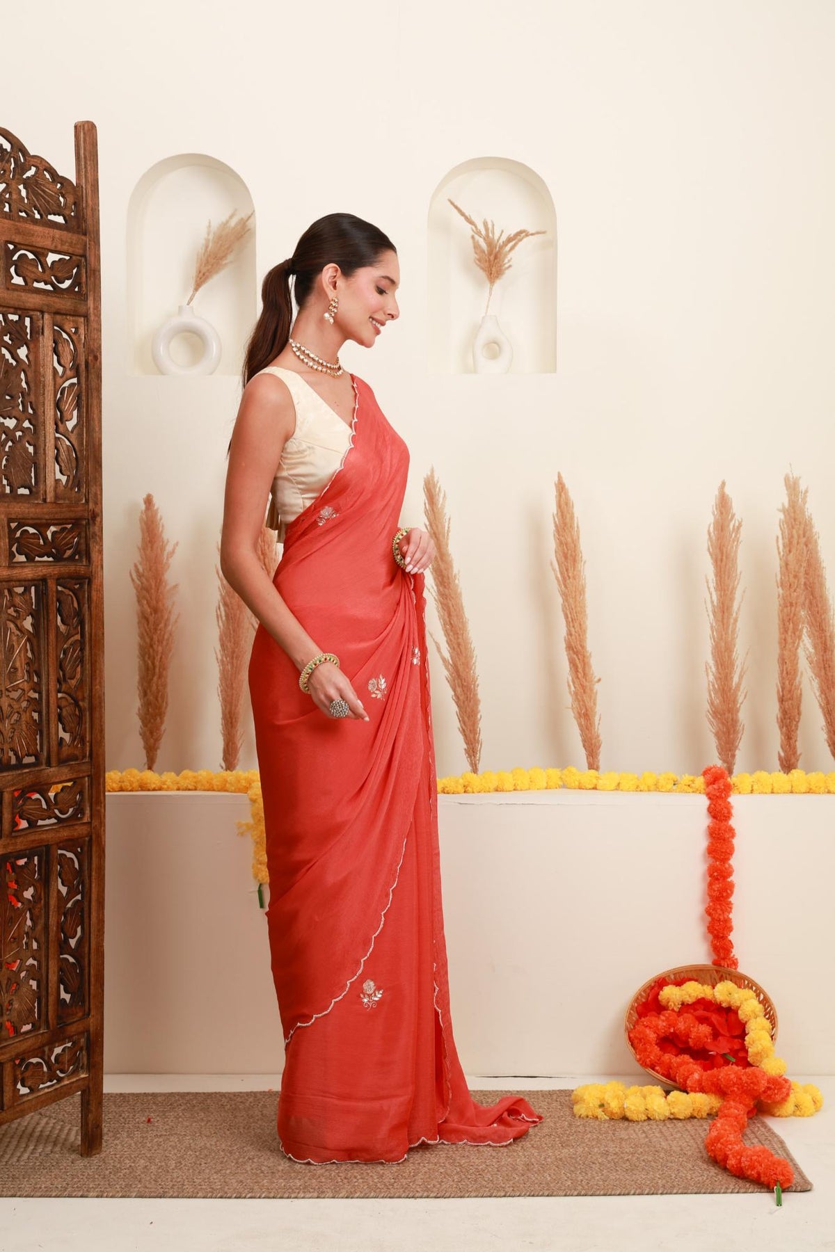 Coral Scalloped Saree Side