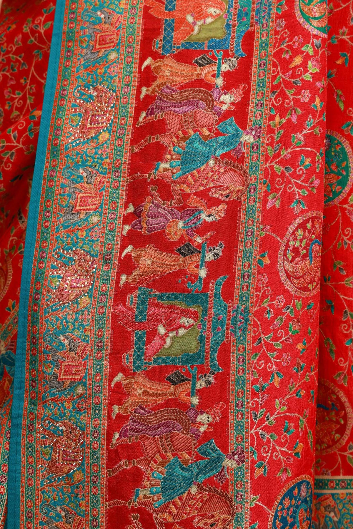 Red Multicolour Traditional Printed Saree
