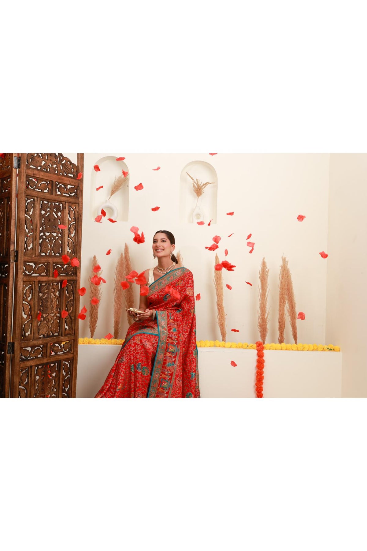 Red Multicolour Traditional Printed Saree