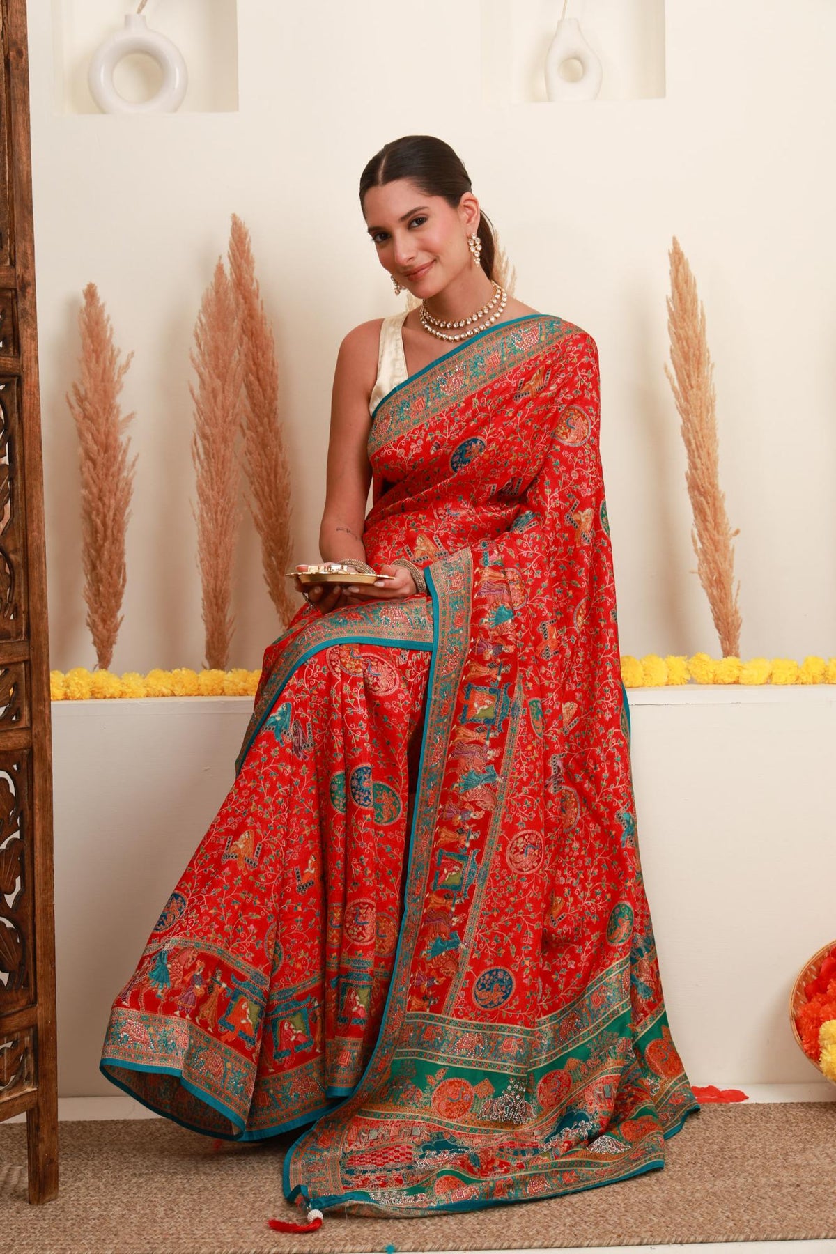 Red Multicolour Traditional Printed Saree Setting look